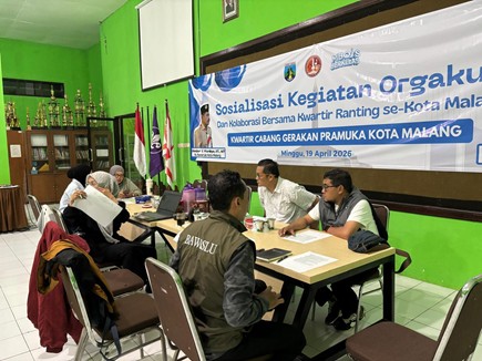 KOLABORASI Bawaslu Kota Malang bersama Kwarcab Pramuka Kota Malang melaksanakan Konsolidasi Demokrasi sebagai ruang penguatan sinergi dalam pengawasan Pemilu dan upaya menjaga stabilitas demokrasi.