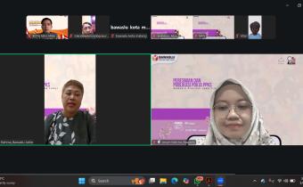 SAMBUTAN Anggota Bawaslu Provinsi Jawa Timur, Eka Rahma, menyampaikan sambutan dalam kegiatan peresmian dan publikasi Pokja Pencegahan dan Penanganan Kekerasan Seksual (PPKS) Bawaslu Provinsi Jawa Timur.