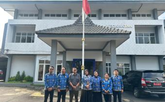 SINERGI Bawaslu Kota Malang bersama jajaran Kecamatan Sukun usai audiensi dan pembahasan rencana kerja penyusunan adendum Nota Kesepahaman sebagai langkah penguatan pengawasan partisipatif dan pendidikan demokrasi di tingkat wilayah.